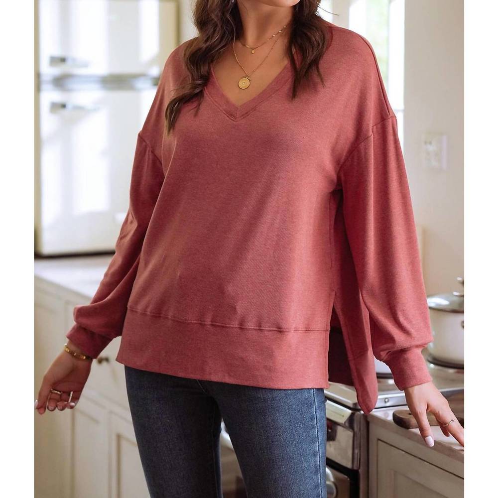 NEW 1 THE WOMAN side slits v-neck loose fit tunic top in racing red